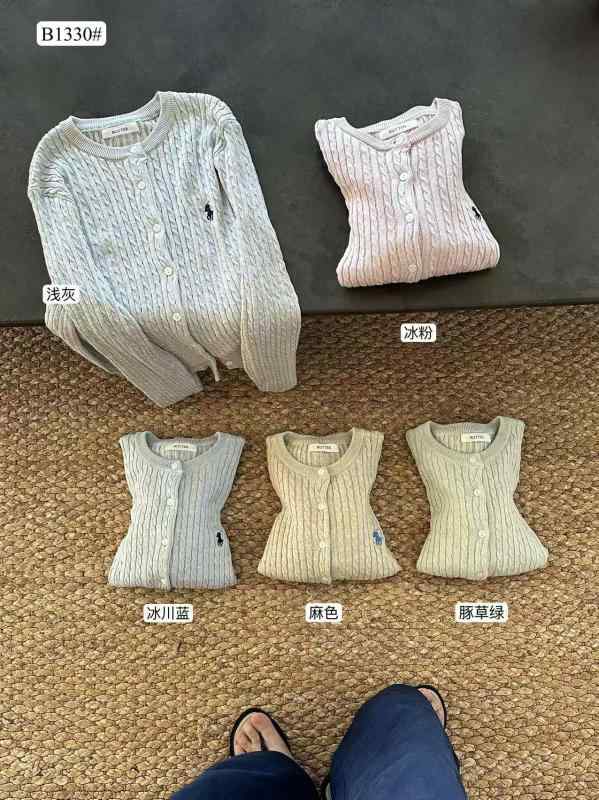 レディース ニット カーディガン 長袖 シングル ボタン 三つ編み 刺繍 春秋 柔らかな 素材 ゆったり シルエット 優しい 印象 若々しい デザイン 日常使い 軽量 伸縮性