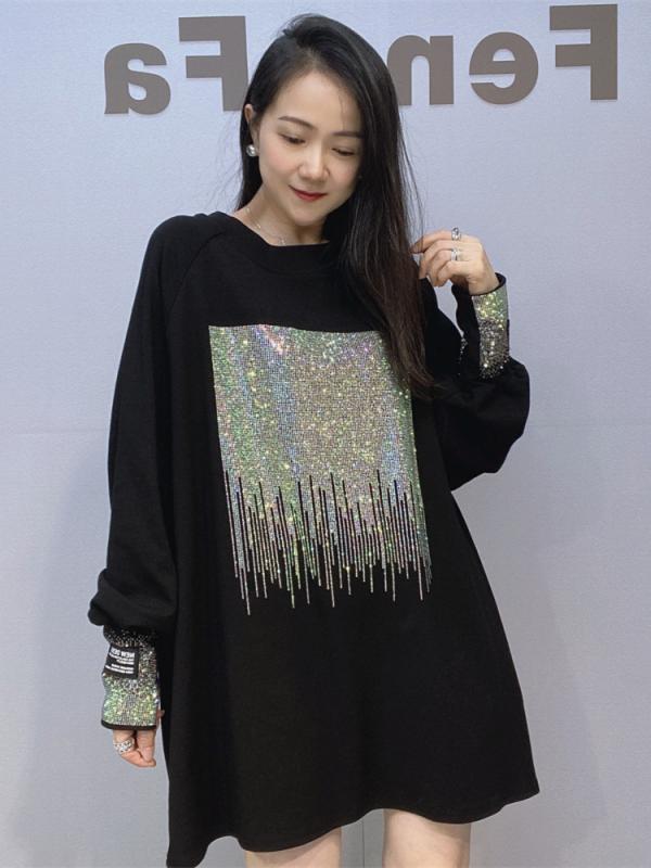 Tシャツ レディース 長袖 ビッグサイズ ゆったり シンプル カジュアル 秋冬 普段使い ラインストーン 装飾 トップス 女性用 暖か 伸縮性 柔らかい 素材