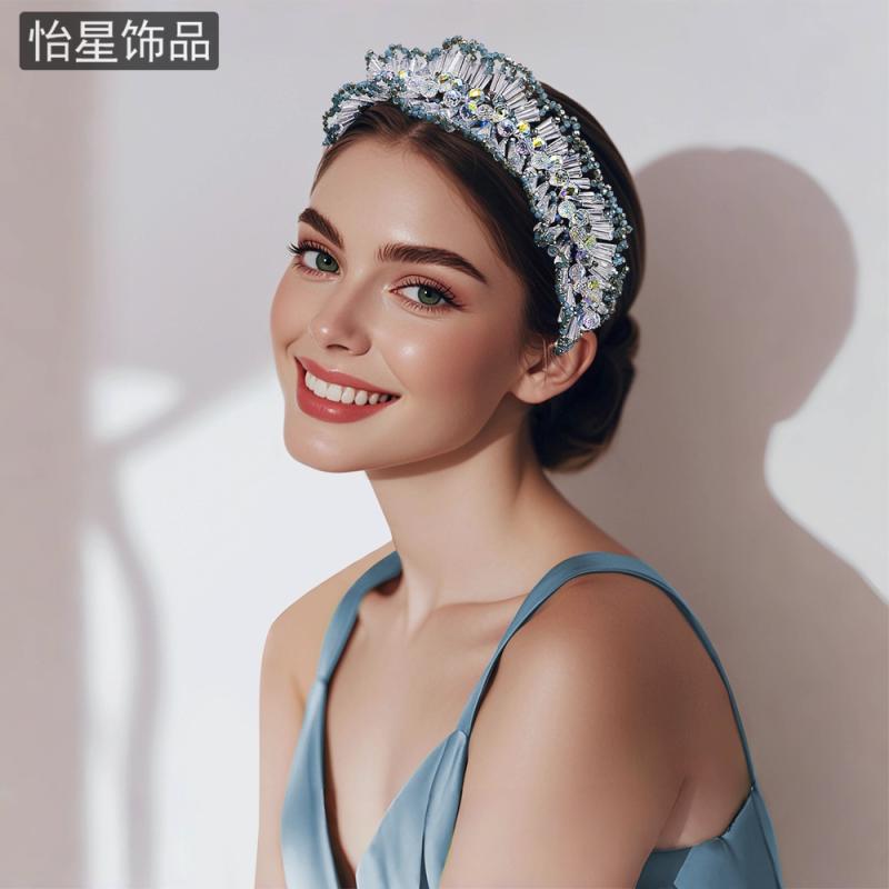 ヘアバンド レディース 手編み 扇形 水晶 ラインストーン カラフル 高級感 華やか 日常使い アクセサリー 女性用 装飾品