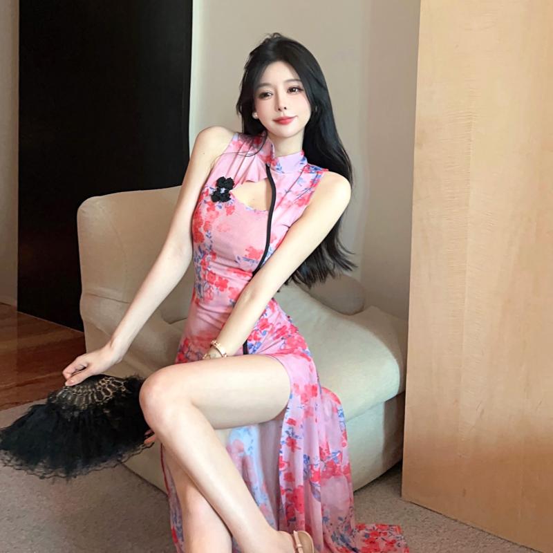 レディース ワンピース 夏 ノースリーブ 花柄 プリント セクシー スリム フィット 上品 デザイン 軽量 綿素材 膝丈 膝上丈 フェミニン スタイル 普段使い 通勤用