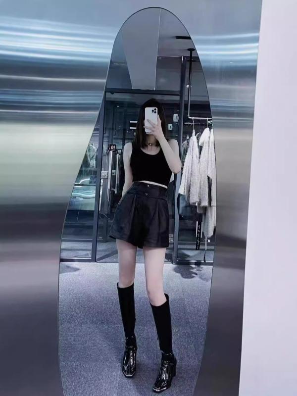 レディース ホットパンツ 革 シープスキン 高腰 スリット ブーツパンツ 秋冬 伸縮ウエスト カジュアル ファッション 欧米スタイル 軽量 ストレッチ デイリー 普段使い ブラック グレー 暖か素材｜LAONsChoice