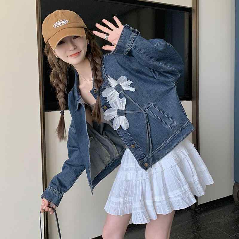 デニムジャケット 女性用 春秋 立体フラワー 切り替え ショート丈 小柄対応 百搭 カジュアル 普段使い 軽量 伸縮性 コットン混 ハイネック ビッグシルエット