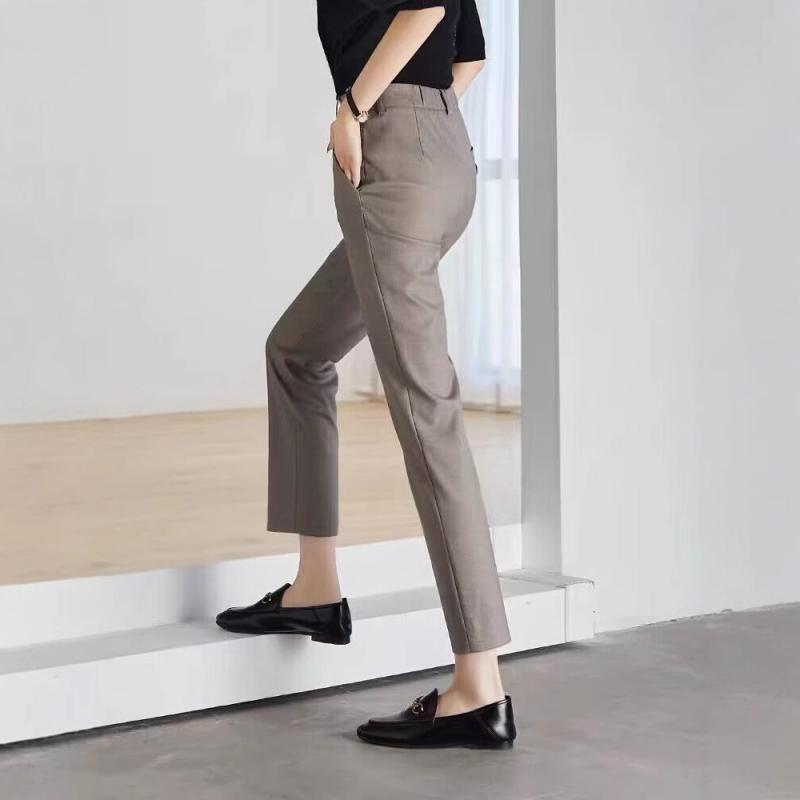 スーツパンツ レディース 通勤用 ストレート テーパード ファッション カジュアル 普段使い 軽量 伸縮性 吸湿速乾 ブラック グレー ベージュ