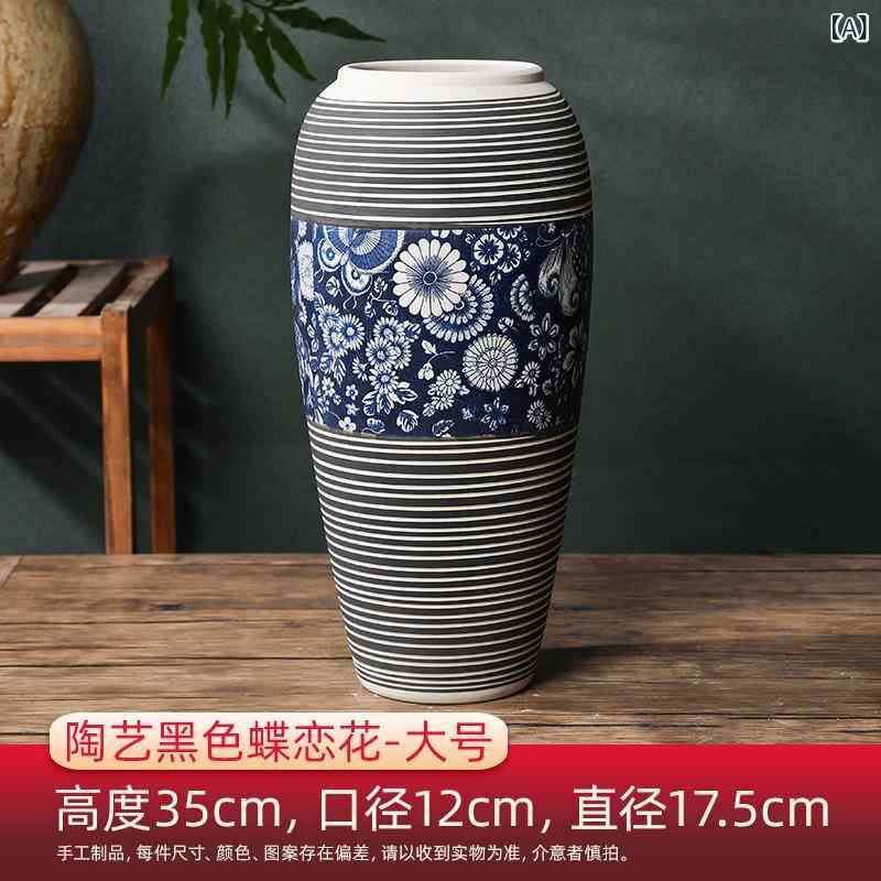 瀬戸もの 花立て 青花 柄 黒 蝶恋花 動機 返り咲き 中華 室内装飾 飾りつけ 飾りもの 手工芸 陶物作り 芸術品 言い慣わし 柄 オリエント 表現スタイル 身寄り用 かざり付ける 品 御膳上等 感 瀬戸もの 器
