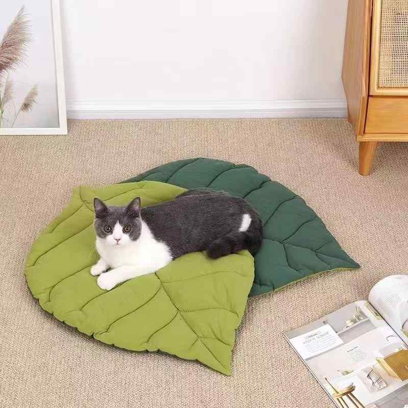 愛玩動物寝引っ敷き 猫用 犬用 木の葉柄 耐噛み 伏せ籠相応う 座布団 床材 寝具 耐久性 延性のある原料品 室内用 通年相応う