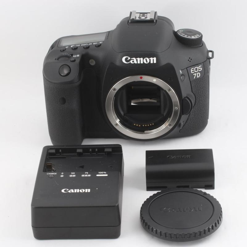 Canon デジタル一眼レフカメラ EOS 7D (整備済み品)