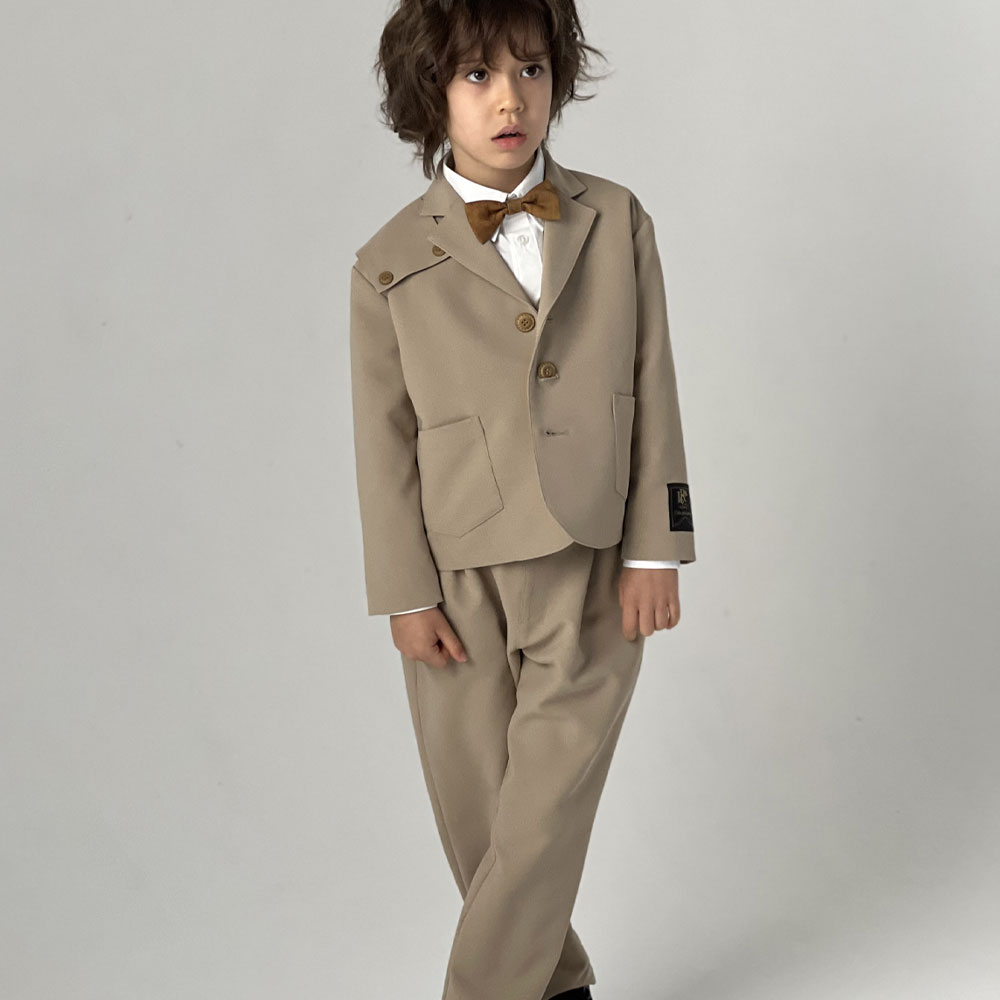 LIRICO リリコランドセル お嬢さん・お坊っちゃんに一般受けの今めかしいなランドセル