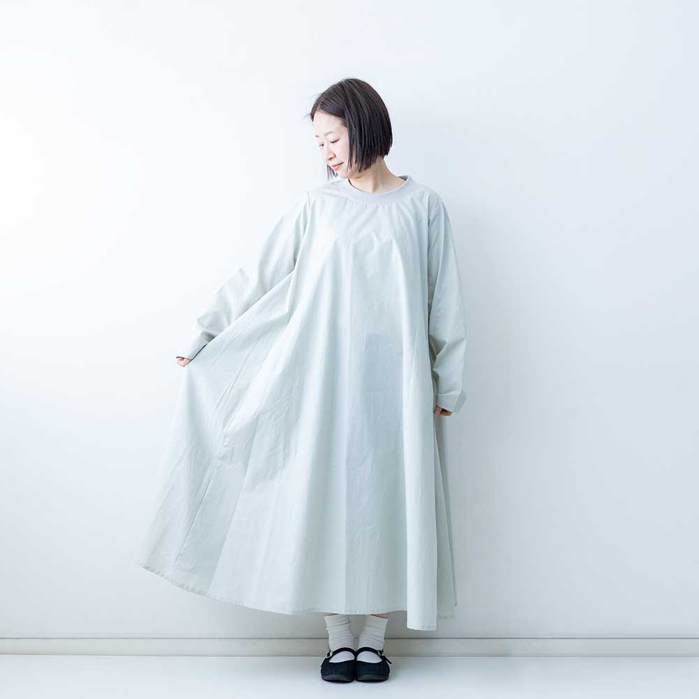MidiUmi　ロングスリーブプレンティワンピース