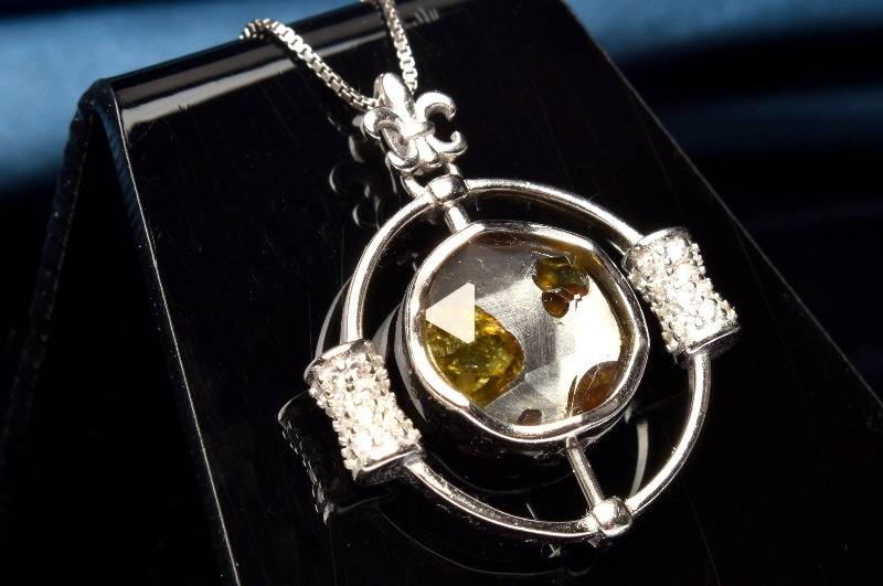 楽天市場】Silver925◇希少 パラサイト隕石 16x12mm レクタングル