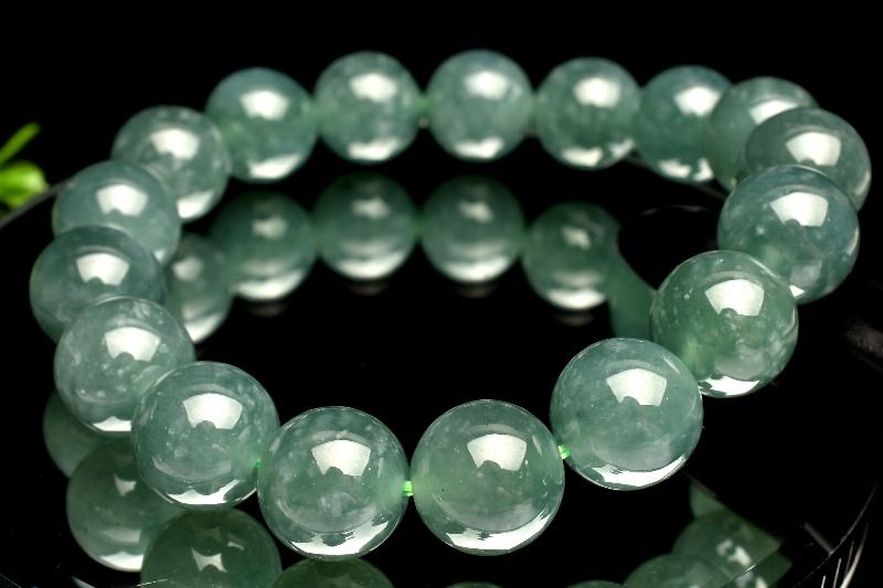 楽天市場】グアテマラ産◇希少マンサーノ翡翠 ブルージェダイト 青翡翠