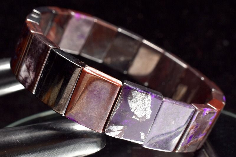 【１点物】三大ヒーリングストーン スギライト(杉石)　10-11.5x14mm バングル アクセサリー _MA6892