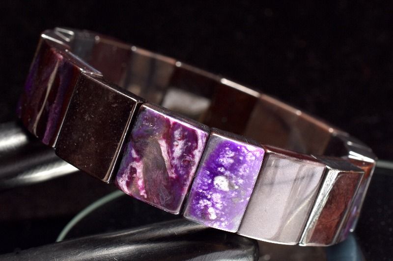 【１点物】三大ヒーリングストーン スギライト(杉石)　10.5-12.5x14mm バングル アクセサリー _MA6893