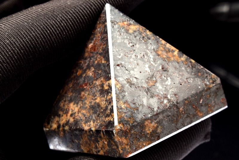 楽天市場】【天然石】コンドライト隕石☆丸玉☆サハラ砂漠☆NWA869