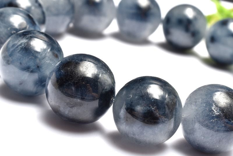 【20％OFF!】【１点物】希少なインディゴライト入り！ ブルーアンフィボールインクォーツ　14-14.5mm ブレスレット アクセサリー _MC1837