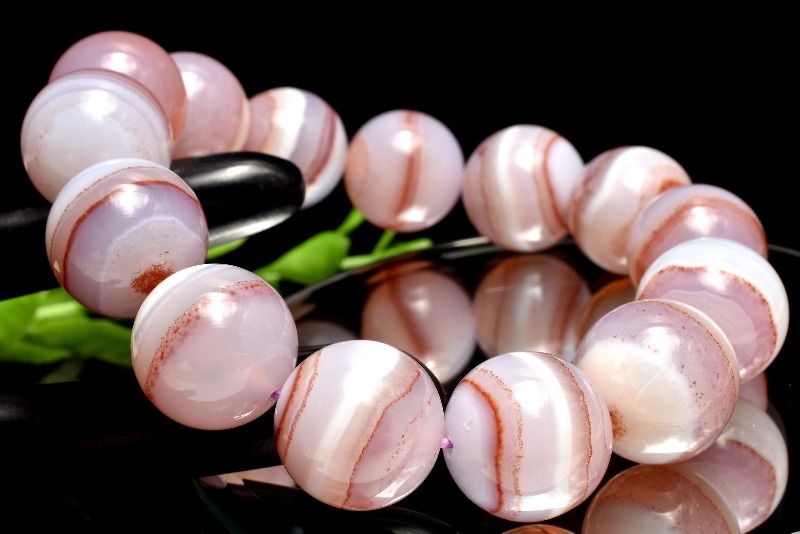 【１点物】淡桃色に溶け込む朱砂の彩り シナバーインカルセドニー　16-16.5mm ブレスレット アクセサリー _MC3659｜天然石　パワーストーン　ラトリエ