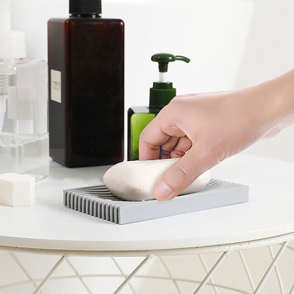 楽天市場 送料無料 ソープディッシュ おしゃれ シリコン 石鹸置き 石けん置き スポンジトレー スポンジ置き 固形石鹸 水切り シンク キッチン Lavett