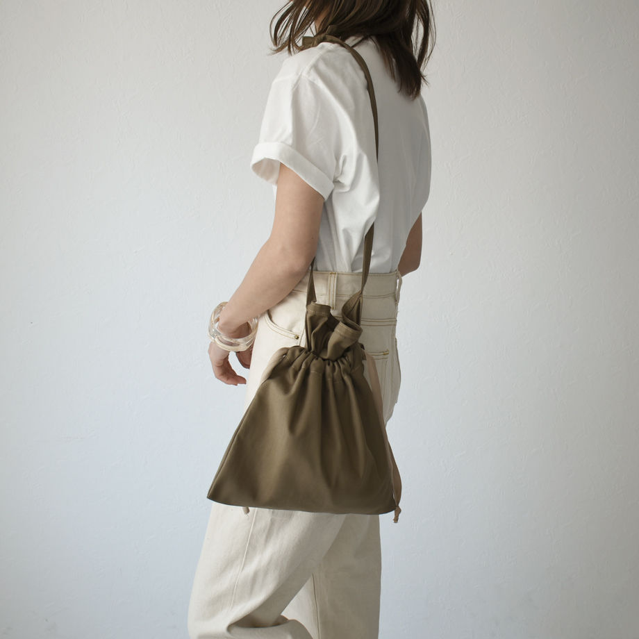 【巾着トートバッグ】ヘリンボーンツイル　ミリタリーカーキ　USARMY 巾着トートバッグ】ヘリンボーンツイル ミリタリーカーキ USARMY