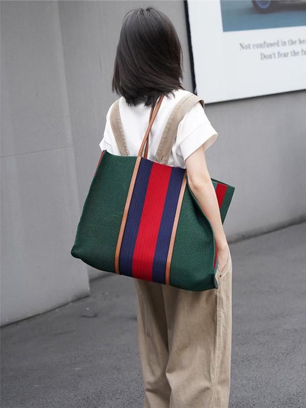 トートバッグ レディース 砂浜御徒面子 ショルダーバッグ 牛皮製 編み物編み 透かしひな型 大静電容量 肩かけ 旅する用 たまり場 御休み 海岸地帯用 鞄 かばん 母子御徒面子 仕掛ける御徒面子 日常使い走り 分かりやすい 今めかしい 心地好い 流行り物 科目