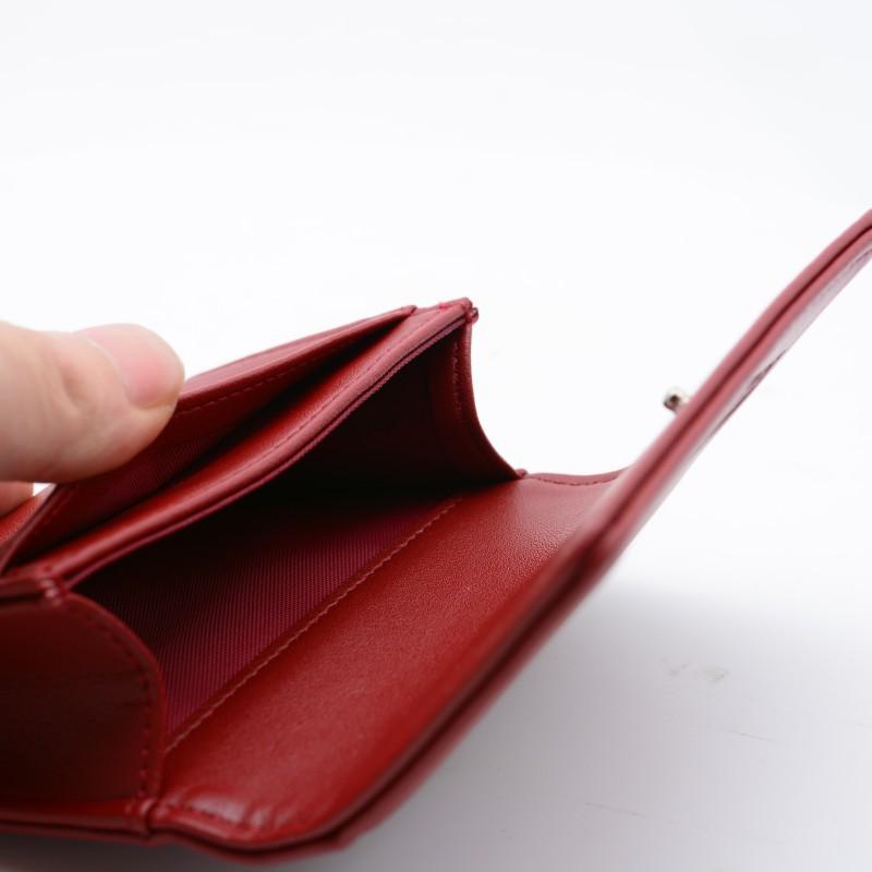 今めかしい レディース 金入れ 革製 多役立つこと 歌留多容れもの 釣り銭入れ 鍵納める 名刺保持者 スナップボタン 雅びやか ひな形 パウダーコンパクト 日常使い走り 流行り物