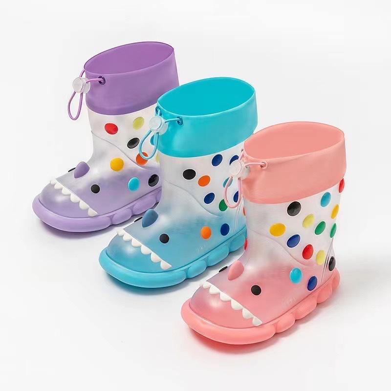 雨靴 ちびっ子用 愛くるしい 鮫柄 雨合羽 防滑 PVC 原料品 束口 ひな形 通園 命のせんたく アウトドア 軽さ 延性のある 男女兼用