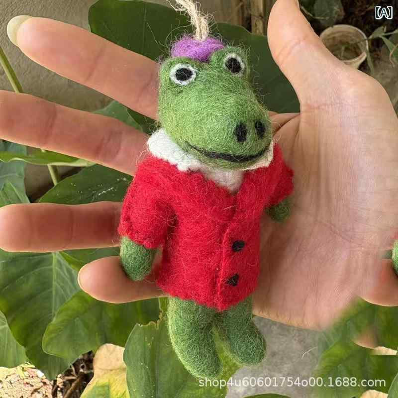 キーホルダー バッグチャーム ぬいぐるみ ネパール産 羊毛フェルト ねずみ マウス 人形 鞄飾り キーリング かわいい アニマル おしゃれ 雑貨 小物 贈り物 インテリア雑貨 癒し系 ぬくもり 素材 ふわふわ 手仕事 マ|LCE店