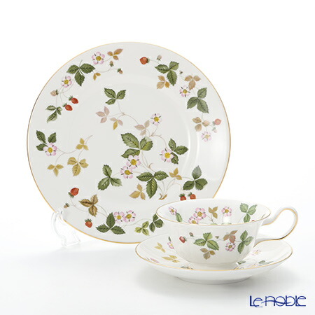 ウェッジウッド Wedgwood ワイルドストロベリー ブランド 紅茶カップ おしゃれ 高級 かわいい ティーカップ 内祝い 結婚祝い ピオニー 引き出物 プレゼント トリオセット 花柄 プレート 食器セット ギフト