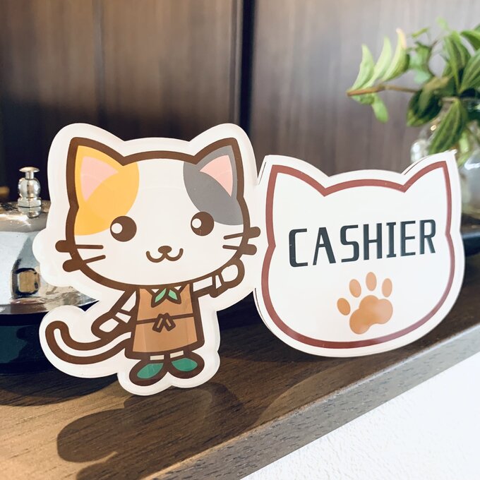 ハチワレ猫イラスト Cashier お会計サインスタンド レジ レジ前 お釣り お勘定 子猫 かわいい 表示板 案内板 人気デザイナー