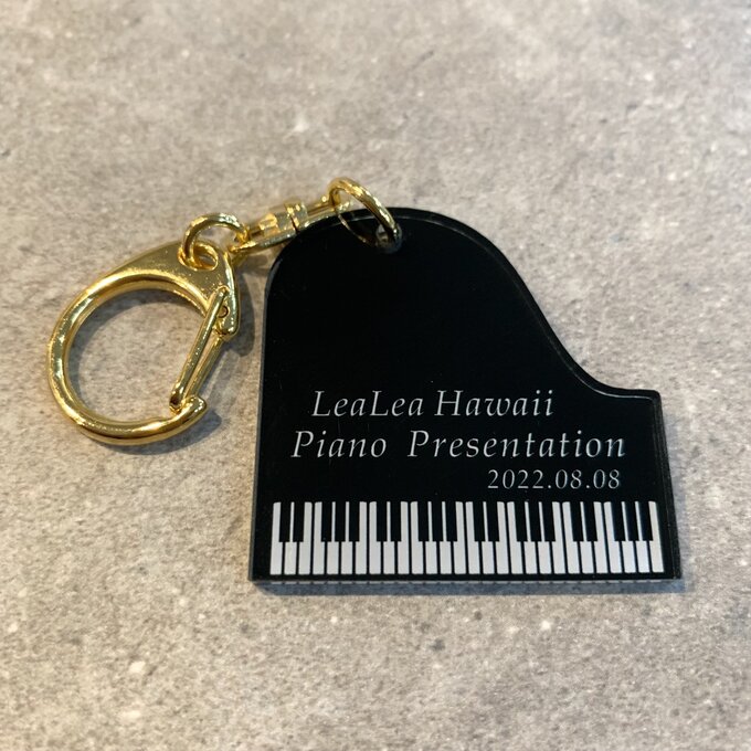 楽天市場】ピアノ型 ストラップ キーホルダー国産ひのき使用
