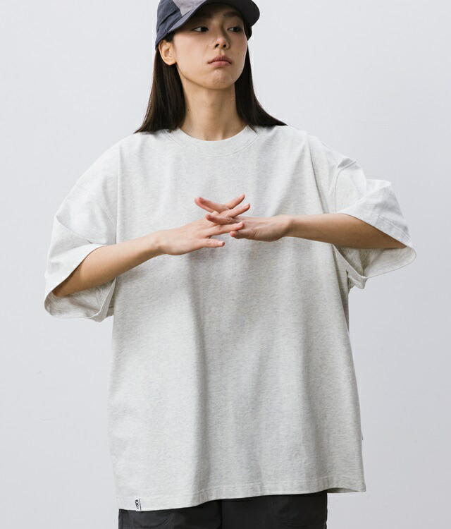 【BOHRHOO/洋弓ホー】tプルオーバー レディース 半袖 心地よい 半袖tプルオーバー 大層らしい大きさ 無地 分かりやすい トップス カットソー 労働者の一団のど首 ラウンドのど首 ゆったり 体型取りまかなう  ユニ一発やる ティーシャツ メンズライク ビックシルエット