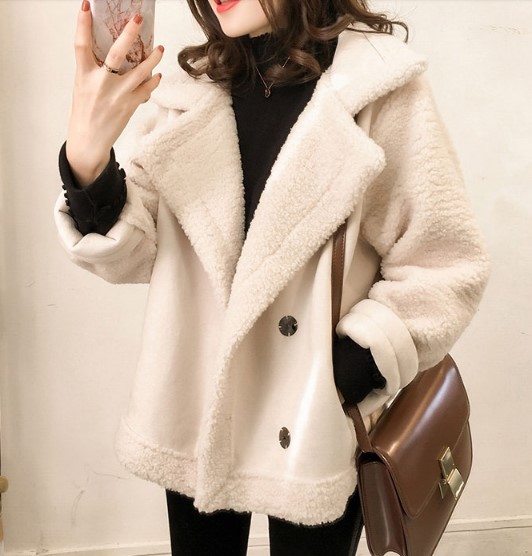 楽天市場 フェイクムートン コート レディース ショート 冬 アウター 大きいサイズ 裏ボア ジャケット 韓国 ファッション きれいめ 白 ショートコート ゆったり オフィス カジュアル 通勤 ｌｅａｐ