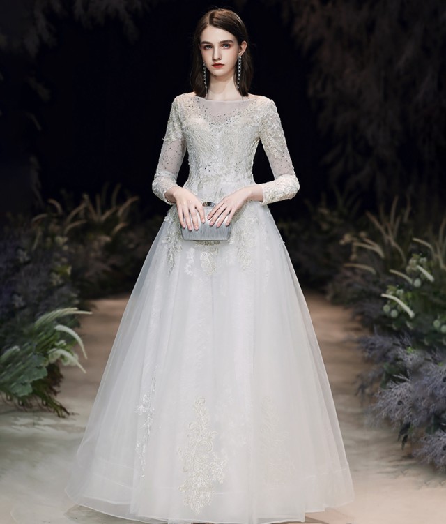 楽天市場】ウエディングドレス スレンダーライン 結婚式 二次会 花嫁 楽天市場】ウエディングドレス スレンダーライン 結婚式 二次会 花嫁