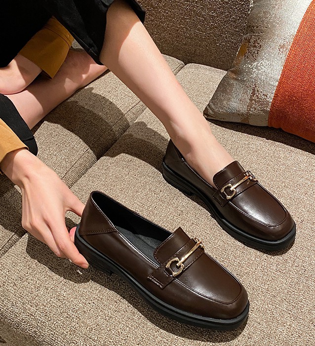 楽天市場 ビットローファー レディース シューズ 靴 ローファー レディース シンプル スクエアトゥ 黒 通勤 オフィス カジュアル 上品 ローヒール パンプス おしゃれ 小さいサイズ 大きいサイズ ｌｅａｐ