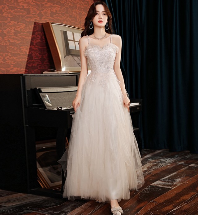 ウエディングドレス ロングドレス 結婚式 二次会 花嫁 ドレス Aライン スレンダーライン チュール キャミソール レース フリル 刺繍 袖なし ノースリーブ 大きいサイズ 3L 4L 小さいサイズ