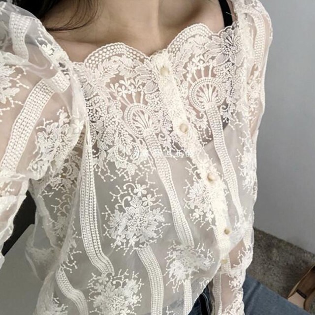 楽天市場 刺繍 ブラウス 総レーストップス 黒レーストップス 花柄 大人可愛い 肌見せ オフィス 韓国 大きいサイズ レディース トップス セクシー 春 秋 春新作 ｌｅａｐ