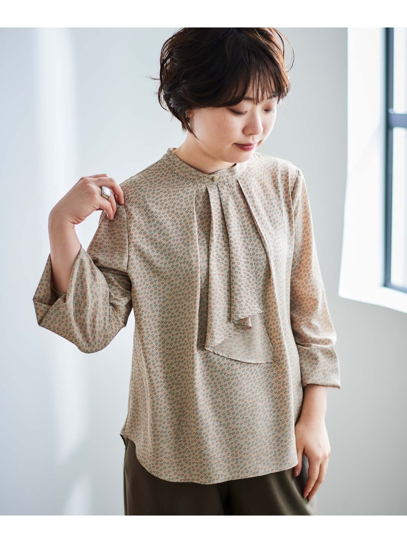 【SALE／40%OFF】幾何柄スカーフタイブラウス le.coeur blanc ルクールブラン トップス シャツ・ブラウス ベージュ ホワイト ネイビー【RBA_E】【送料無料】[ Fashion]