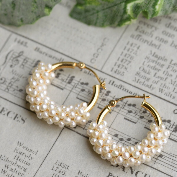 Lecollier Seed Pearl K18yg Hoop Earrings An Elegant Shine In Seed Pearl K18yg Hoop Earrings An Elegant Shine In Elegance