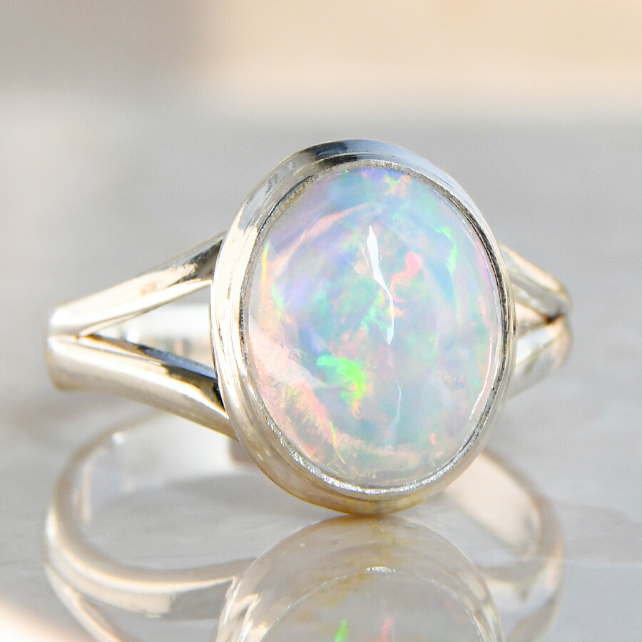 楽天市場】大粒 オパール カボション リング うるうる虹色の遊色 KB15