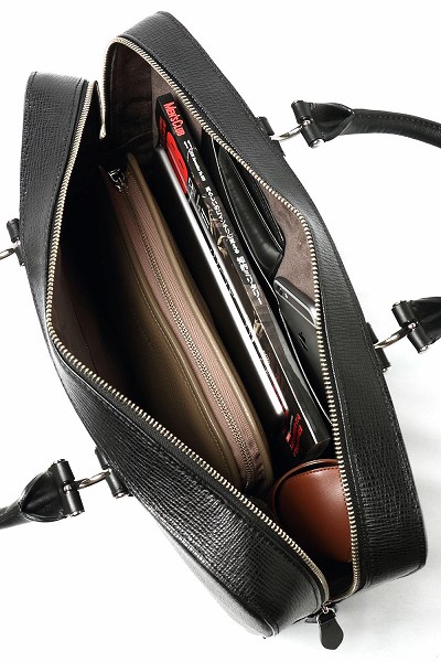 ペッレモルビダ / PELLE MORBIDA / Mareシリーズ COMPAGNO サッカー 型押しレザー ブリーフ / ブラック 【LEON 11月号 日経マガジンスタイル掲載】 mr005-black 100 ペッレモルビダ / PELLE MORBIDA / Mareシリーズ COMPAGNO サッカー 型押しレザー ブリーフ / ブラック 【LEON 11月号 日経マガジンスタイル掲載】 mr005-black 100