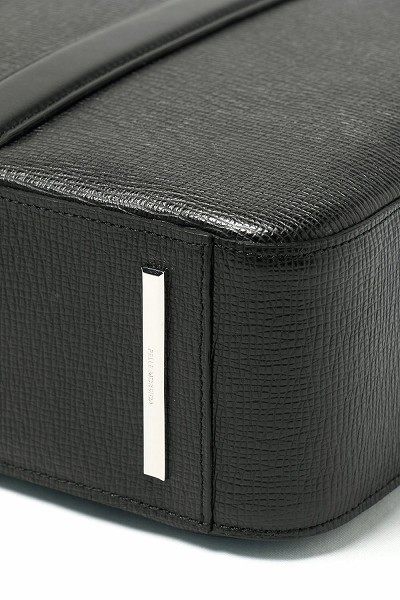 ペッレモルビダ / PELLE MORBIDA / Mareシリーズ COMPAGNO サッカー 型押しレザー ブリーフ / ブラック 【LEON 11月号 日経マガジンスタイル掲載】 mr005-black 100 ペッレモルビダ / PELLE MORBIDA / Mareシリーズ COMPAGNO サッカー 型押しレザー ブリーフ / ブラック 【LEON 11月号 日経マガジンスタイル掲載】 mr005-black 100