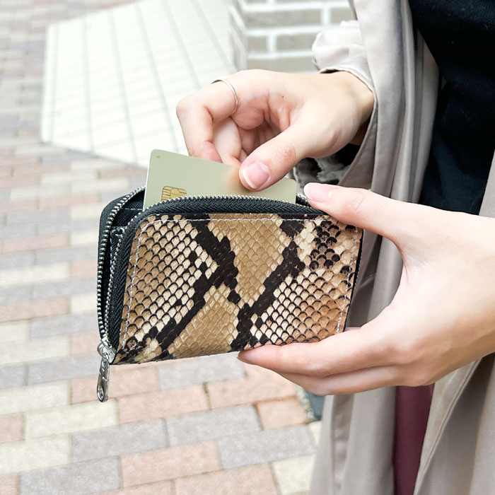 コインケース ブラック 本革 小銭入れ ミニ財布 レディース メンズ 小物入れ 通販