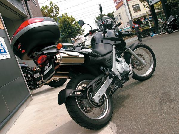 デイトナ GIVI SR685 スペシャルラック 49495