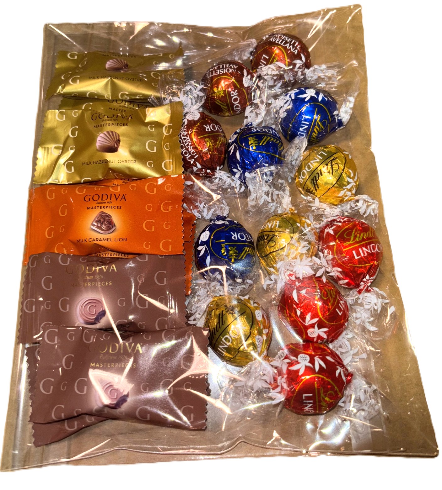 数量限定！リンツ リンドール チョコレート　ゴールドアソート4箱セット LINDOR 【宅急便発送】リンツ リンドール 【ゴールド】 アソート4種 1