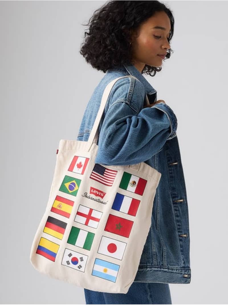 SOCCER COLLECTION LEVI\u0027S INTERNATIONAL トートバッグ Levi\u0027s リーヴァイズジーンズ 御徒面子 余分の物の御徒面子【貨物輸送無料】[ Fashion]