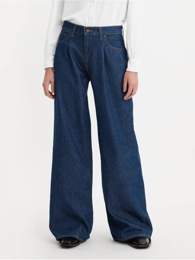 レディースジーンズL箱売りです! LEVI'S(リーバイス) 551ZXX 隠しリベット 均等Vデニムパンツ