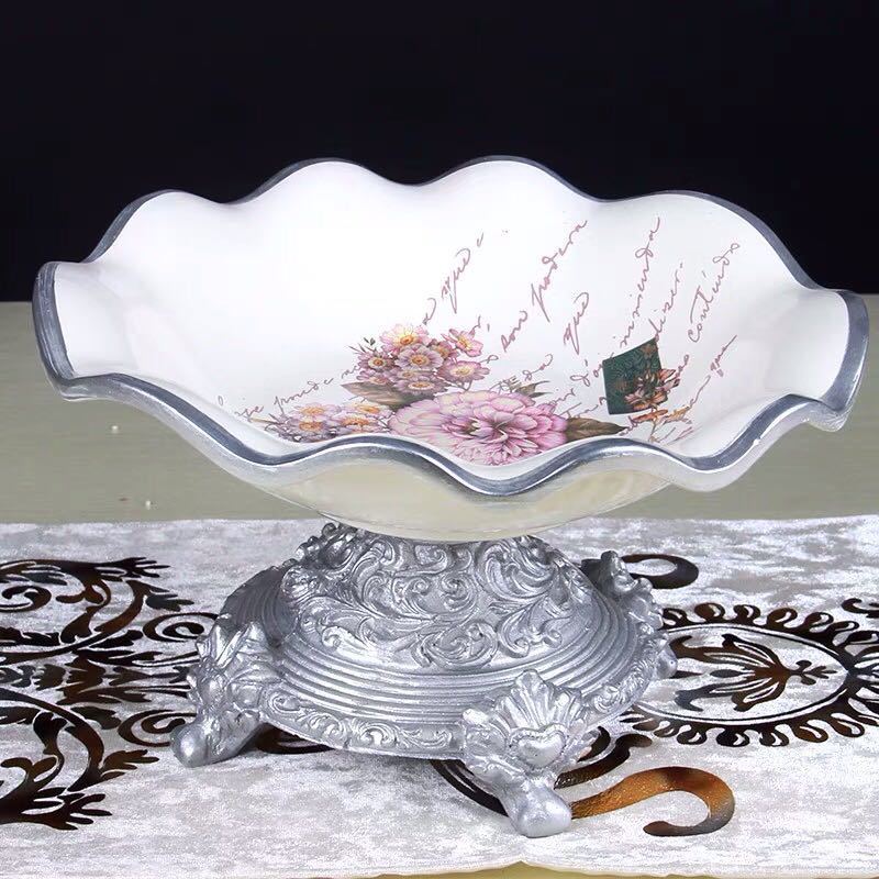 御前上等果物皿 黄金時代皿 御菓子皿、フルーツ一皿、花柄晴れ晴れしい～果物カゴ 御菓子鉢