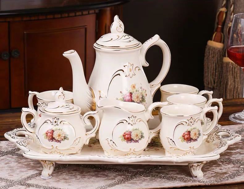 西洋ティー・コーヒーカップセット カップ＆ソーサー4客セット トレー付き 高級カップセット