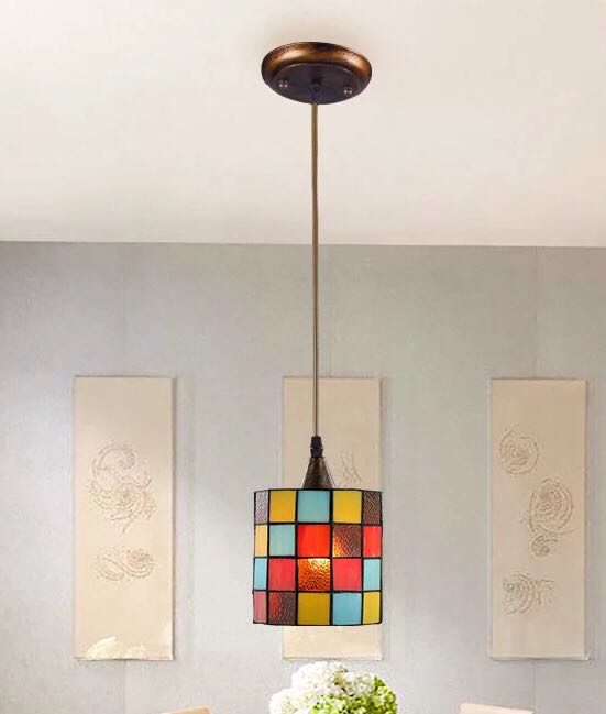 ステンドグラス．ペンダントライト．天井照明ステンドグラスランプ ガラス工芸品 電源直結タイプ