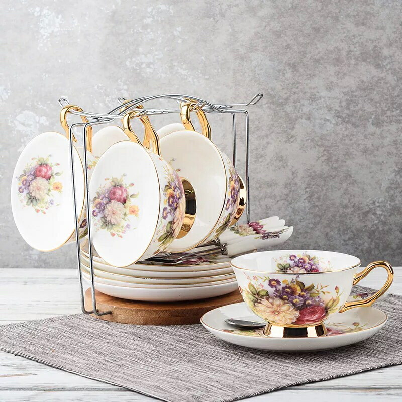 ・ カップ＆ソーサー6客 花柄 豪華カップ 陶磁器