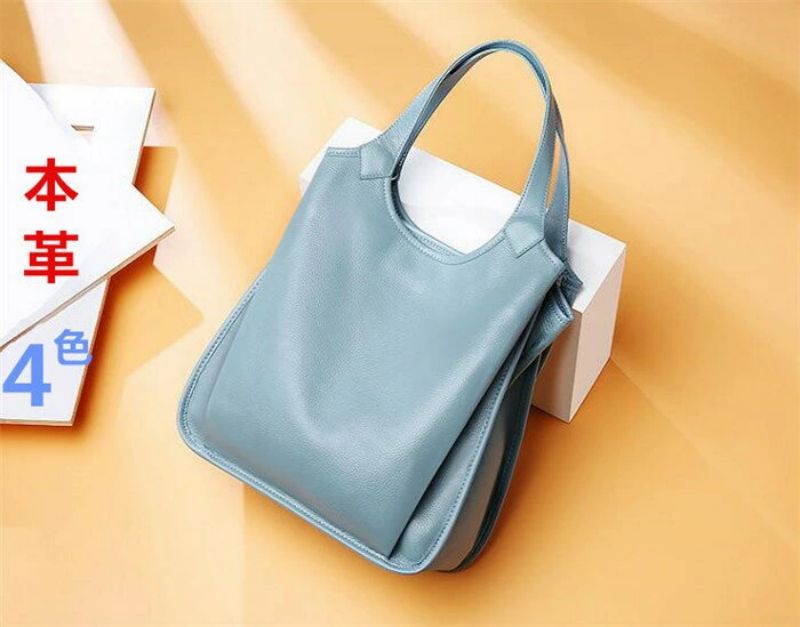 最新 本革 手提げ通勤通学 上品 大容量 高級品 正規品