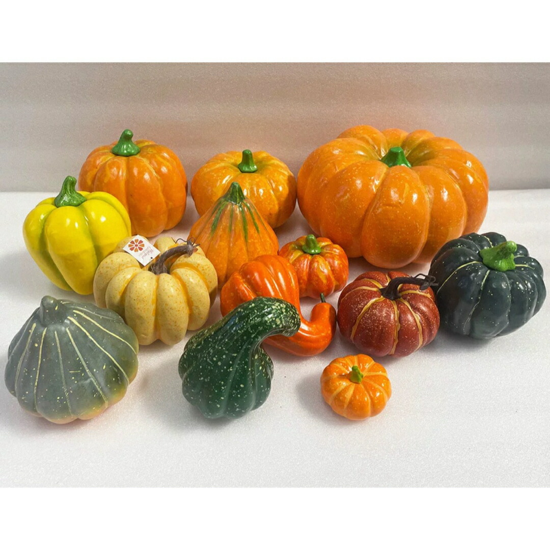 13点仕掛けるハロウィン かざり付けるかぼちゃオブジェ即物的な人工西洋カボチャ 秋室内装飾